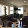 Отель Big Lake Inn & Suites, фото 2