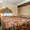 Отель Rodeway Inn & Suites, фото 20