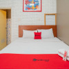 Отель RedDoorz @ Oro Oro Ombo Batu, фото 5