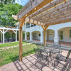 Отель Hummingbird Home by Avantstay Boat House + Dock, фото 16