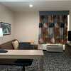 Отель La Quinta Inn and Suites by Wyndham - Red Oak TX IH-35E, фото 3