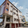 Отель OYO 48302 Sky View Lodge, фото 3