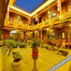Отель Yihe Courtyard (Yanglaoshi's Home), фото 7