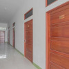 Отель RedDoorz near RS Harapan Bersama, фото 17