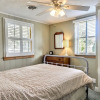 Отель Kozy Kottage 4 West Farmington by Long & Foster, фото 18