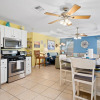 Отель Salt Life Bay Getaway, фото 12