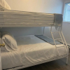 Отель Heart of Downtown Kelowna close to Lake 3 Bedrooms, фото 1