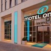 Отель Motel One Berlin - Hauptbahnhof в Берлине