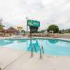 Отель Quality Inn & Suites At Dollywood Lane, фото 12