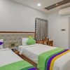 Отель Treebo Abhi Suites, Guntur, фото 16