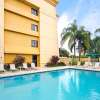 Отель La Quinta Inn & Suites by Wyndham Miami Airport East, фото 44