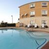 Отель Holiday Inn Express Hotel & Suites Greenville, фото 42