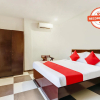 Отель OYO 79904 Flagship Hotel Orient Classic, фото 1