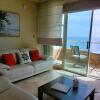 Отель Beachfront 2 Bdr Apt with Beautiful Views, фото 4