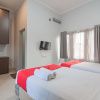 Отель RedDoorz Syariah Plus @ Tuparev Cirebon 3, фото 4