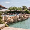 Отель Quiet Villa + Pool + Private Outdoor Space, фото 21