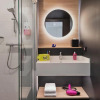 Отель Moxy Hamburg Altona, фото 4
