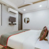 Отель OYO Townhouse 493 Hotel Tel One Stay Near Omaxe Celebration Mall, фото 6