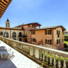 Отель This Pleasant Residence is Situated in Salò, Close to the Famous Lake Garda, фото 1
