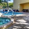 Отель Hampton Inn Miami-Coconut Grove/Coral Gables, фото 16