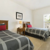 Отель Lucaya Village - 2900 Edenshire 26-103, фото 21