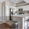 Отель Contemporary 1br, In Unit Washer/dryer, Free Parking With All Amenities! 1 Bedroom Apts, фото 2