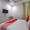 Отель OYO 14282 Hotel Vivana, фото 6