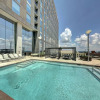 Отель Louisville's Triple Crown Condo by Cozysuites, фото 13