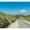 Отель Beachside Apartment for 4 With Balcony, фото 11