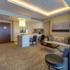 Отель MaisonPrive Holiday Homes - Address Dubai Mall, фото 11