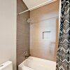 Отель Kulhman Home 3 Bedrooms 2.5 Bathrooms Home, фото 8