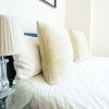 Отель River Thames View Apartment, фото 1