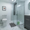 Отель Premium 1 Bed - Mins to UOW Shops Farmer Market, фото 2