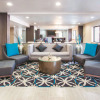 Отель La Quinta Inn & Suites by Wyndham Cincinnati NE - Mason, фото 19