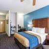 Отель Comfort Inn & Suites Lees Summit - Kansas City, фото 3