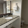 Отель Hometown Inns North Hills, фото 9