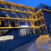 Отель Liangli Resort Hotel (Laojun Mountain Scenic Area), фото 3