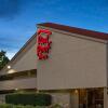 Отель Red Roof Inn Detroit - Roseville/ St Clair Shores, фото 48