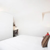 Отель Charming apartment in Paris center, фото 3