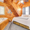Отель Pigeon Forge Cabin: Premier Location & Hot Tub, фото 2