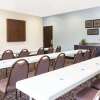 Отель Microtel Inn & Suites by Wyndham Spring Hill/Weeki Wachee, фото 13