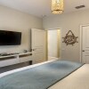 Отель Luxury Famlily Villa 6BR Pool SPA Game, фото 39