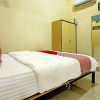 Отель OYO Life 91268 Homestay Bu Erma Syariah, фото 5