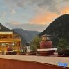 Отель Snow Mountain Home · Tibetan Culture Photography and Food Experience Homestay, фото 1