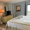 Отель Oceanfront Condo, Steps to the Sand 4 Bedrooms 3 Bathrooms Condo, фото 4