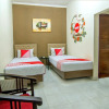 Отель OYO 198 Emdi House Seturan, фото 7