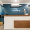 Отель SilverKey Executive Stays 30670 Nehru Ground Faridabad, фото 9