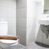 Отель Comfy Studio Room Bintaro Icon Apartment, фото 15