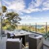 Отель 2 Bdrm North Sydney with harbour views, фото 7