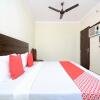 Отель OYO 30943 Hotel Tourist, фото 9
